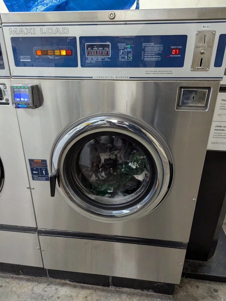 Dexter T600 Commercial Washer 40LB 208-240V good condition, very clean - Image 1 of 1