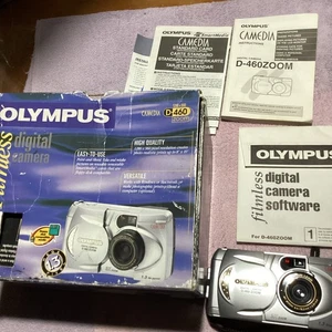 Olympus D-460 Zoom 1.3 MP Digital Camera 3x Optical Zoom w/ Box - Works - Picture 1 of 12