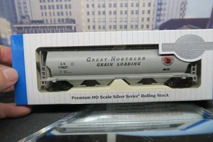 BACHMANN HO SCALE #19111 GREAT NORTHERN GN 170627 CYLINDRICAL HOPPER IN BOX! - Picture 1 of 17