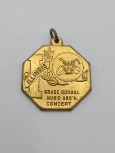 Vtg Illinois Grade School Music Ass'n Concert Medallion - Picture 1 of 3