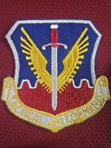 PARCHE ORIGINAL GUERRA DE VIETNAM EJÉRCITO DE EE. UU. COMANDO AÉREO TÁCTICO INSIGNIA - Imagen 1 de 2