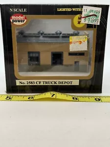 CF Truck Depot, Lighted w/ 2 Figures NIB N Scale - Picture 1 of 5