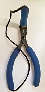 Utica Swiss #INS90-16 Pin Holding Extraction/Insertion Plier, Discontinued, New - Picture 1 of 4