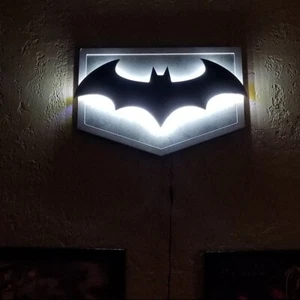 Batman Batarang LED Wandleuchte leuchte Nachtlicht Wall lamp Schwarz Dekoration - Picture 1 of 7
