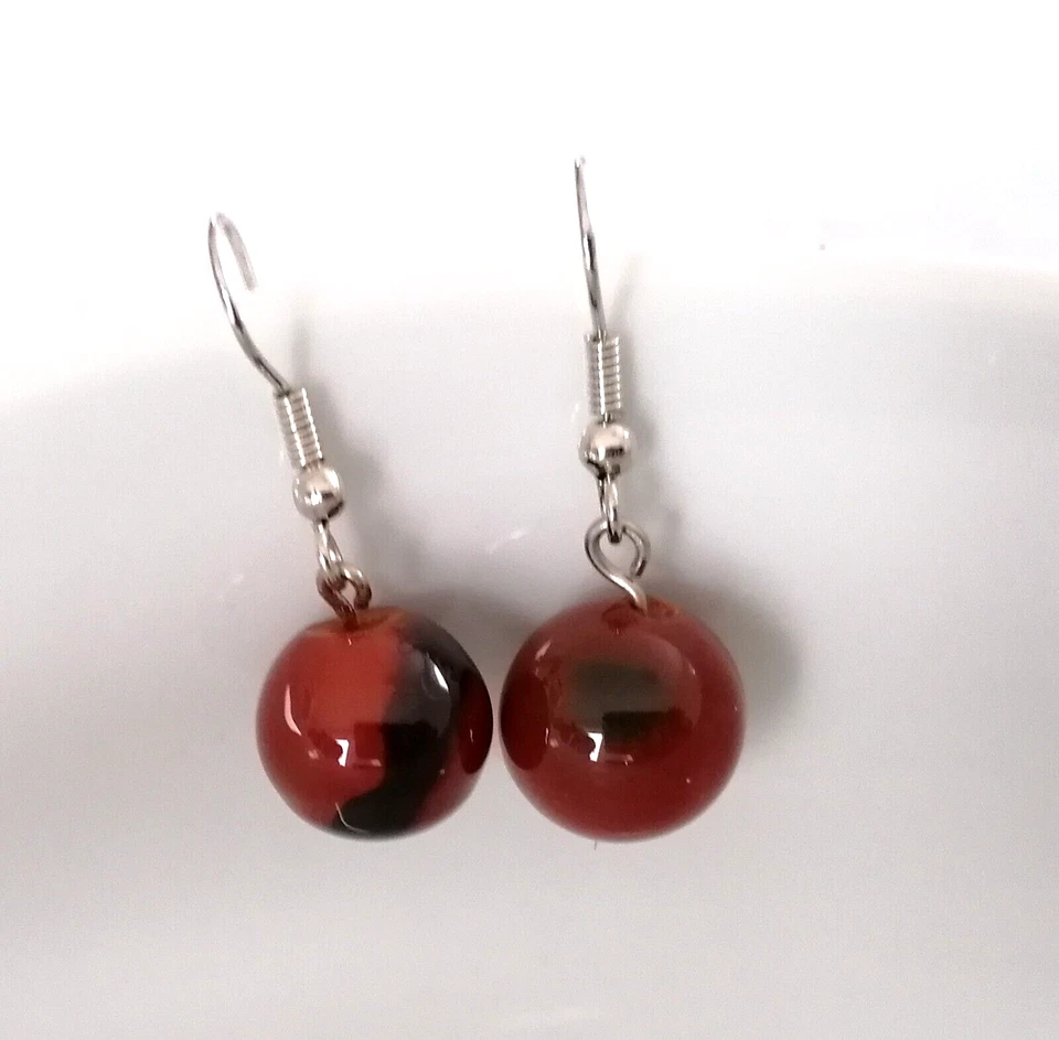 Ohrring versch. Achat Karneol Kugel in versch. Größe hängend versilberte Haken - Bild 1 von 1