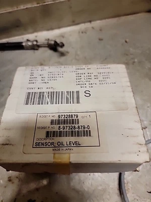 Nuevo sensor de nivel de aceite estándar OEM Chevy Silverado 3500 HD 2007-2016 Foto 1 de 3