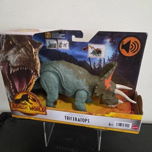 Figura de acción de dinosaurio Roar Strikers Jurassic World Dominion TRICERATOPS - Imagen 1 de 5