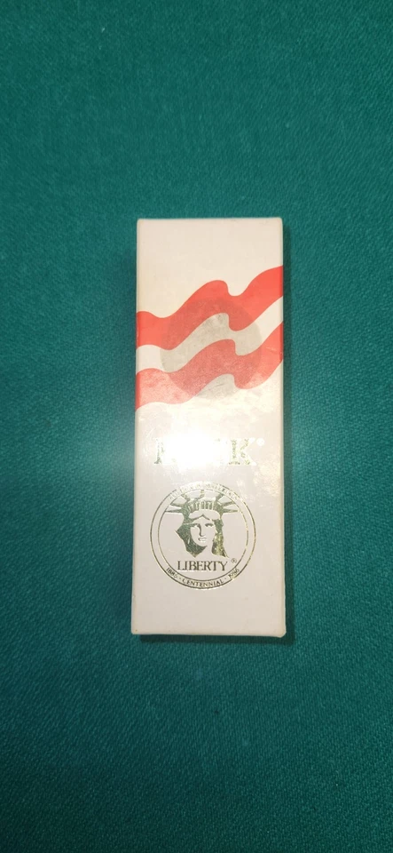 Faca dobrável comemorativa Buck Liberty 1986 - Imagem 1 de 4