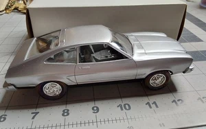 k 1975 Ford Mustang auto promo argento in scatola 1:25 - Foto 1 di 6