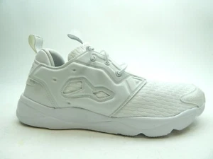 REEBOK FURY LITE CLASSIC WHITE AR2784 MEN SHOES SIZE 9 NEW WITH DEFECTS - Picture 1 of 11