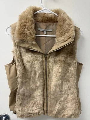 Hermoso chaleco Guess de piel sintética para mujer talla grande súper suave Foto 1 de 4