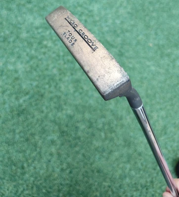 TOP FLITE MICRO GROOVE PUTTER CLASSIC BLADE RH 36" STEEL SHAFT - GOOD COND. - Image 1 of 4