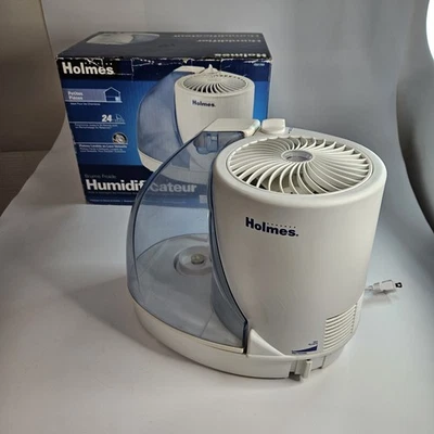 Holmes Cool Mist Humidifier HM1760 - Image 1 of 4