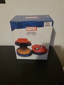  Marvel Classic Spiderman Waffle Maker - Picture 1 of 4