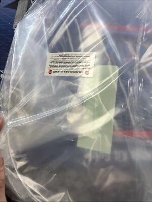 2014 Flh Clear Windscreen - Image 1 of 4