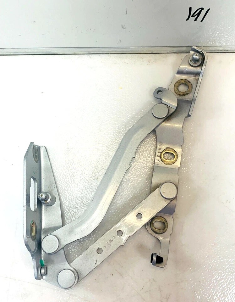 11-17 Audi A5 Quattro Right Rear Tailgate Trunk Lid Hinge Silver OEM 8F0827302 - Image 1 of 4