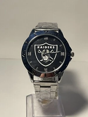Reloj para hombre Las Vegas Raiders NFL Team Logo acero inoxidable eslabón plateado NUEVO Foto 1 de 4