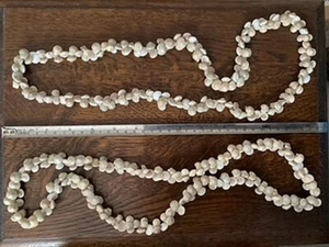 Kleine Muschel Halskette Vintage kleine Muschel Maritim Strand Boho 84 cm lang - Bild 1 von 1