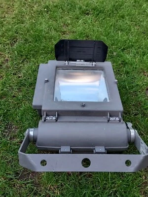 Thorne Floodlight  35W-70W Cpo Lamp Included Security  Lighting, Garden Lighting - Image 1 of 4