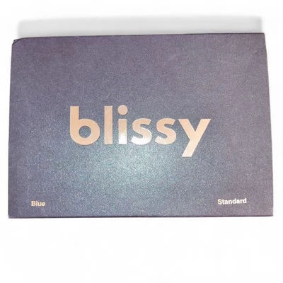 Funda de almohada Blissy Blue estándar de seda morera Foto 1 de 3