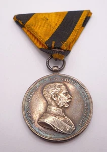 ÖSTERREICH / ÖSTERREICH FRANZ JOSEPH I TAPFERKEITSMEDAILLE 2. KLASSE SILBERVERSION - Bild 1 von 4
