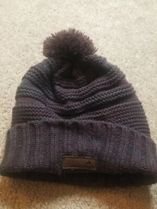 Adidas Climawarm Beanie Adult Black Gray Knit Winter Pom Pom Hat Small Patch - Picture 1 of 6