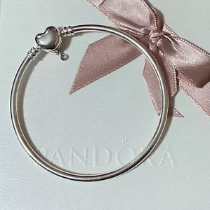Bracciale Pandora Originale Rigido misura 19 EDIZIONE LIMITATA natale 2020 - Foto 1 di 1
