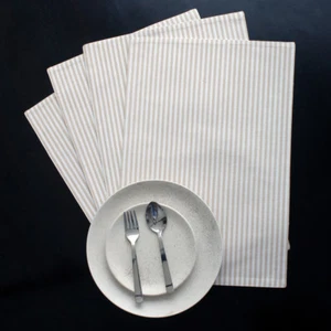 Manteles individuales de algodón a rayas beige y blanco paquete de 4 - Imagen 1 de 5