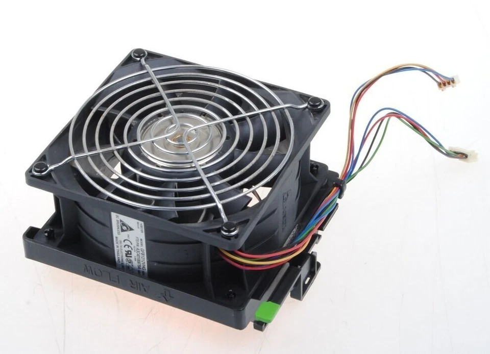 Fujitsu Gehäuselüfter rear Primergy TX200 S6 // S26361-F2570-V182, A3C40100879A - Bild 1 von 1