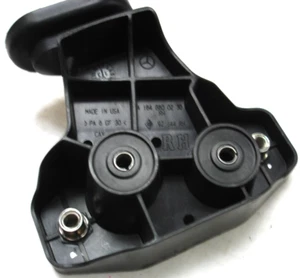 Mercedes Benz A 1648800230 Right Side Rear Guide - Picture 1 of 7