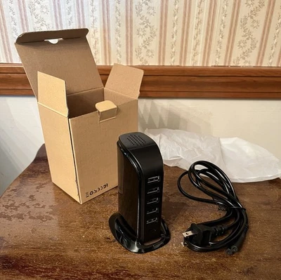 Charger Block 6 in 1 , 40W USB C Charger 3A, Charging Hub with 5 USB Ports - Image 1 of 4