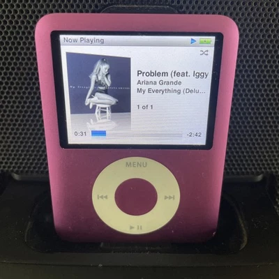 Apple iPod Nano A1236 8 GB - 3rd Generation Media Player - Pink (MB453) - Image 1 of 4