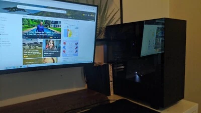 PC para juegos de escritorio personalizada Foto 1 de 4