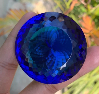 335 CT Top Quality Tanzanite Quartz Round Faceted Cut Quartz, Big Size Quartz - Image 1 of 4