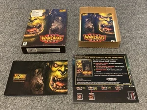 Warcraft 3: Reign of Chaos (PC, 2002) solo caja de juego y manual - Imagen 1 de 7