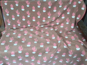 Docofil Portugal reversible throw blanket, cute saguaro cactus pattern - Picture 1 of 5