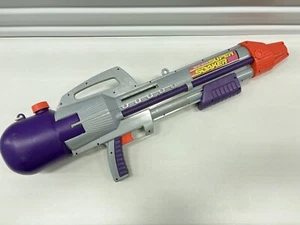 Pistola ad acqua Larami Super Soaker 1996 sistema a pressione costante CPS 2000 VINTAGE LEGGI - Foto 1 di 13