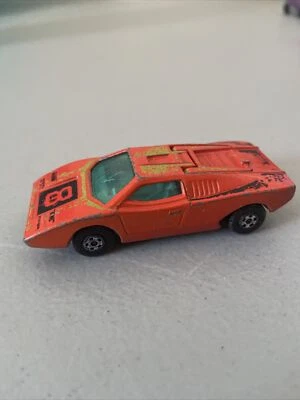 OLD DIECAST LESNEY MATCHBOX SUPERFAST NO. 27 LAMBORGHINI COUNTACH ENGLAND - Image 1 of 4