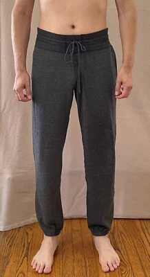 Pantalones deportivos Alternative Apparel Earth Constanza talla M gris carbón con cordón Foto 1 de 4