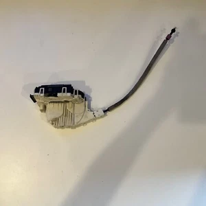 08-18 Mercedes CLS C Class Front Left Door Lock Latch Actuator A204720153 OEM - Picture 1 of 7
