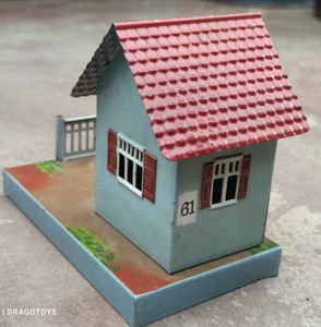 VINTAGE MARKLIN GUARDIA CASA TRENO LOCOMOTIVA STAZIONE METALLO PARTE GERMANIA DDR GDR - Foto 1 di 24