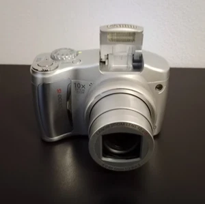 CANON Fotocamera digitale 8.3 Mpx - Foto 1 di 10