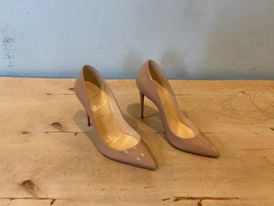 Zapatos de salón Christian Louboutin So Kate, charol nude/beige, talla 38/US 8 Foto 1 de 4