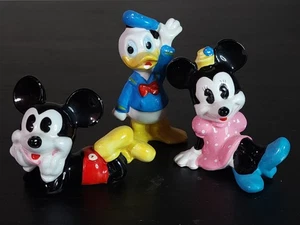 Tres Estatuillas Años 50 DONALD DUCK MICKEY & MINNIE MOUSE Japón Porcelana 3" ALTO - Imagen 1 de 16