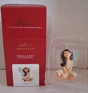 Freesia Fairy Hallmark 2021 Messengers Keepsake Ornament Sitting Wings - Picture 1 of 8