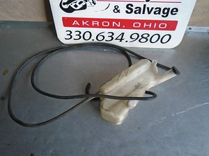 93 94 95 Suzuki GSXR 750 W GSXR750W Coolant Bottle - Picture 1 of 1