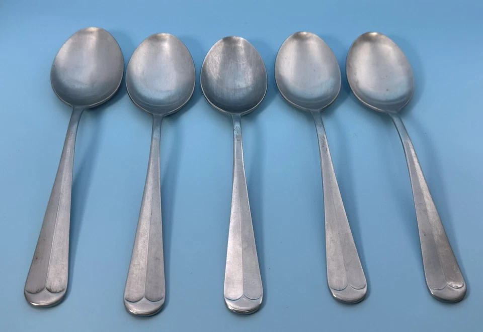 Cubiertos de acero inoxidable Oxford Hall OXH20 -- Juego de cuchara sopera ovalada de 5 lugares 6 7/8" Foto 1 de 1