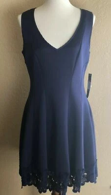 Vestido negro manga campana con volantes cuello en V The Vanity Room para mujer talla S Foto 1 de 4