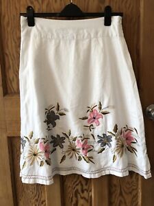 F&F Y2K White Linen Skirt Size 10. Floral Embroidery Summer Holiday Cottagecore