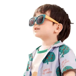 Square Frame Kids Sunglasses UV 400 Travel Goggle for Toddler Boys and Girls - Picture 1 of 17